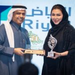 عمومية «الأنصاري» تقر توزيع 300 مليون درهم