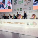 إجتماع عمل ضم سلام ودبوسي والزعني للبحث بالقضايا الإقتصادية الوطنية