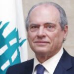 بوشكيان: أعمل على استراتيجية توازن بين التصنيع والإنتاج والمحافظة على الصحة العامة