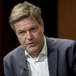 الأحواض الجافة العالمية تدشن مشروع منصّتي الرياح البحرية نورفولك فانجارد