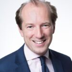 مختار: انخفاض مرتقب في تكلفة التأمين الطبي