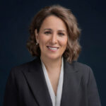 «الخليج» يجدّد شراكته مع طيران الإمارات