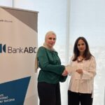 بنك مسقط يساهم في مشروع غرس 300 شجرة زيتون