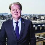 الإمارات: تحدي فريق شركة دبي الوطنية للتأمين