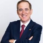 لويدز تعلن عن نتائج قوية للنصف الأول من عام ٢٠٢٤