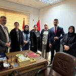 الإمارات: فريق دبي الوطنية للتأمين يستمتع بمشاهدة فيلم