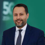 البحرين:التوجيه الملكي بتسريع وتيرة المشاريع لتوفير 50 ألف وحدة إسكانية