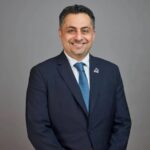 «KIB» يعزّز الثقافة المصرفية لرواد «مارينا مول«