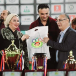 النقيب إلياس حنا يزور شركة Swan