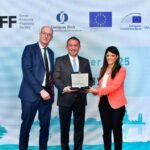 الأولى من نوعها.. بنك مسقط يُطلق بطاقة خصم مباشر خاصة للمكفوفين