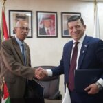 سلطنة عمان: كوهلي يزور فروع شركة ظفار للتأمين