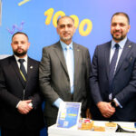 وزارة العمل تكرّم بنك مسقط لتميّزه في دعم التحصيل الإلكتروني الحكومي