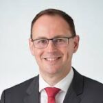 الإمارات: العين الأهلية للتأمين تهنئ الشيخة النويس