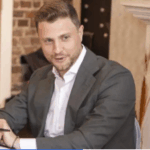 السعودية: “نظام التأمين” يتجه لفرض غرامة 5 ملايين ريال ومنع السفر على المخالف