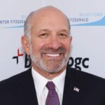 أول طائرة للخطوط السورية تهبط في إسطنبول منذ 12 عاما