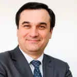 انتحار وزير النقل الروسي داخل سيارته بعد ساعات من قرار رئاسي بإقالته