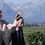 سوريا تقترب من العودة إلى نظام سويفت وتستعد لإصدار عملة جديدة