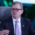 العراق يبدأ اختبار خطة إصلاح مصرفية لمواجهة تهريب الدولار