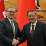 ولي العهد السعودي يستقبل هيلاري كلينتون في الرياض