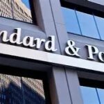 بقيادة الشباب.. 7370 موظفا في القطاع المصرفي الفلسطيني