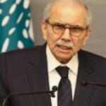 الدولار يتراجع لليوم السابع مع ترقب انفراجة دبلوماسية في الشرق الأوسط