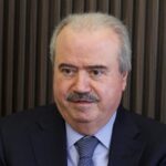 انفراجة الشرق الأوسط تشعل شهية المخاطرة وتهبط بالدولار في الأسواق العالمية