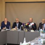 وزير الصحة يتسلّم جائرة القيادة في تعزيز مرونة النظم الصحية