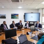 الإمارات: أحمد ناصف يستعرض مستقبل تأمين المركبات الكهربائية