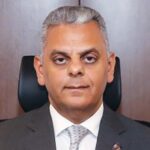الإمارات: تكريم عبدالله النعيمي تقديراً لجهوده في تطوير القطاع المالي