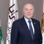 وزير الصناعة يطلب التحقيق في إدخال شحنة إسمنت إلى لبنان من دون فحوصات